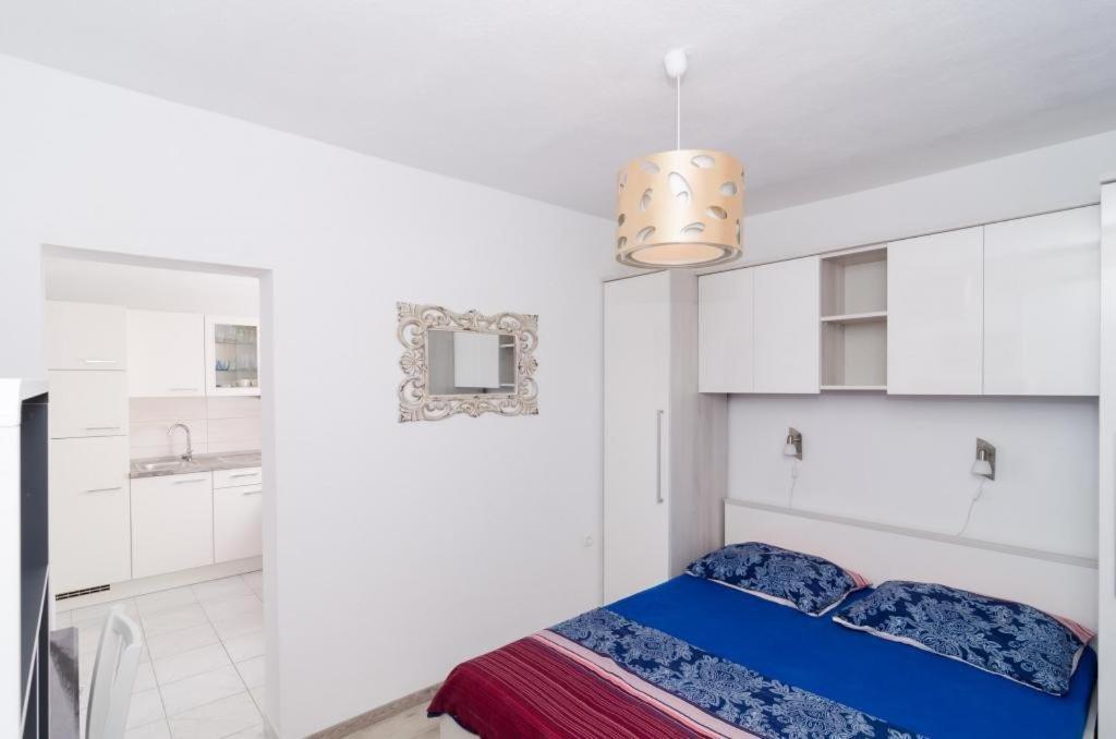 Ammos Apartment *